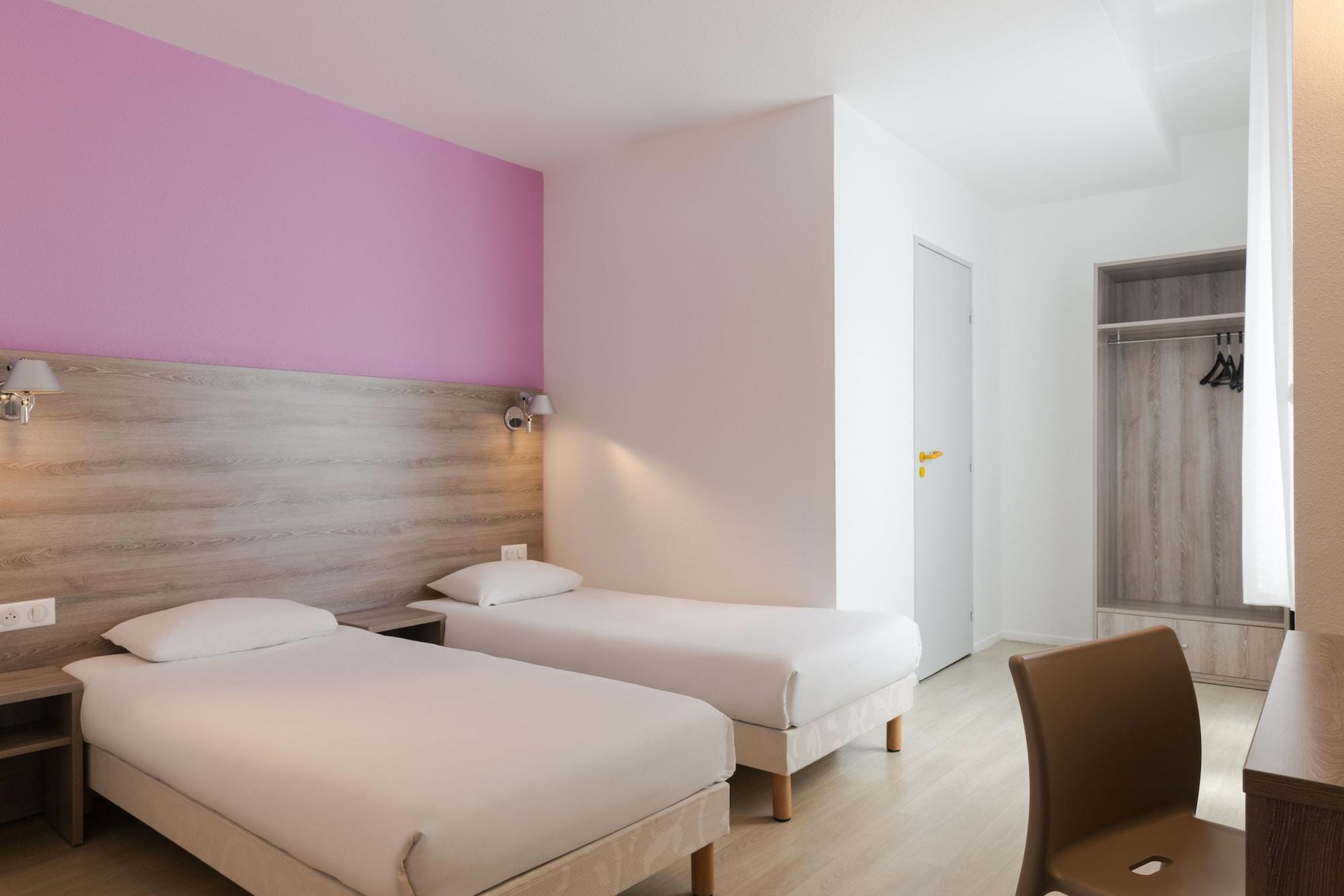 Brit Hotel Confort Nevers Centre Gare Exterior foto